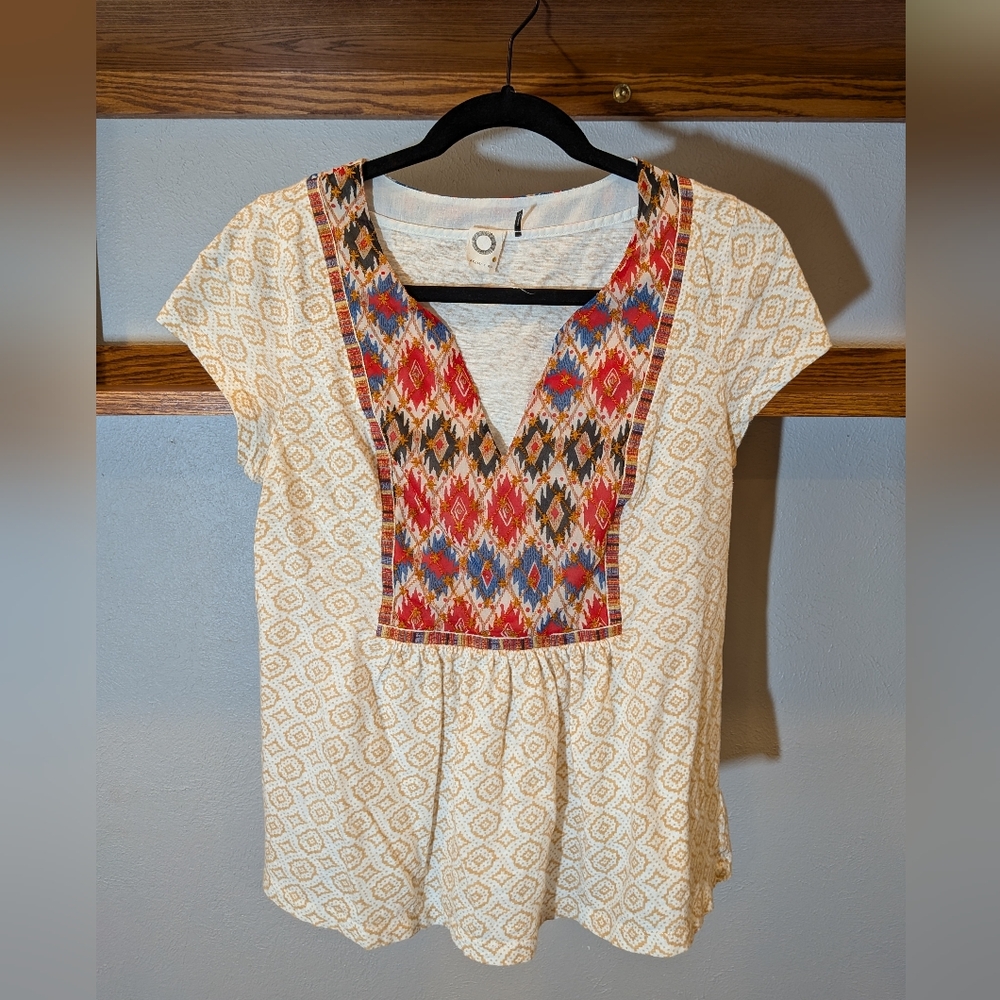 Akemi + Kin V-Neck Women Top